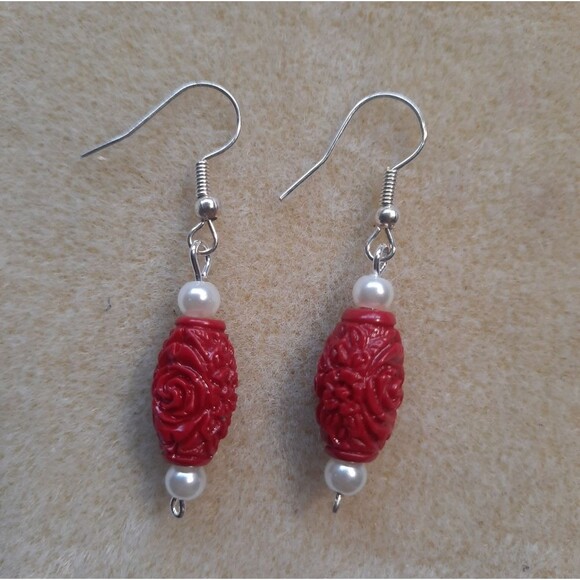 Hand Crafted Jewelry - Red Rose w/ pearl earrings